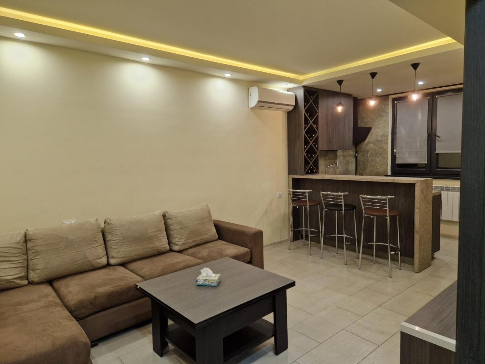 Comfortable Apartment In The Centre Of Yerevan 002 Exterior foto